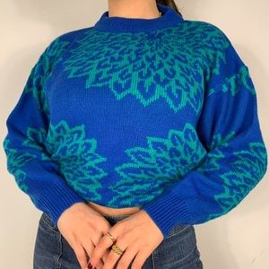 VINTAGE ELECTRIC BLU AND GREEN PATTERN CHUNKY KNIT SWEATER